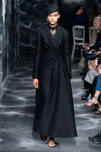 Look 8